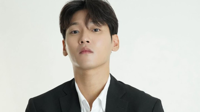 Na Daehoon (instagram)